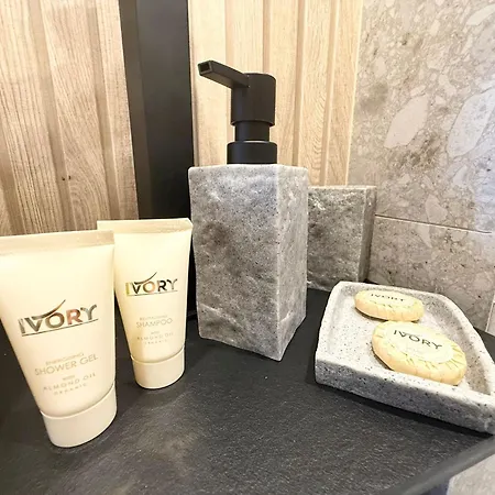 아파트 Sea Garden Luxury Appartments 바르나