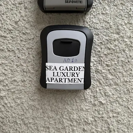 Sea Garden Luxury Appartments Апартаменты *